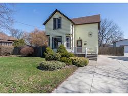 152 JOHN Street Sarnia, ON N7T 2Y9