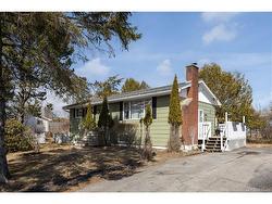 2 Sylvia DR Saint John, NB E2J 3K1