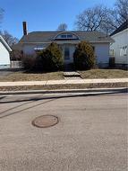 37 Winter AVE Moncton, NB E1C 5X2