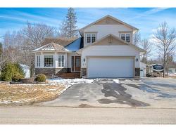 11 Weston ST New Maryland, NB E3C 1G6