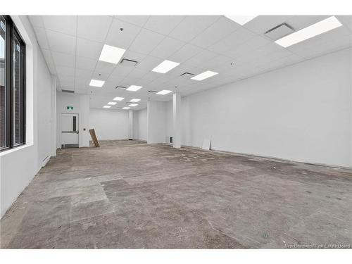 207-140 Champlain St, Dieppe, NB 