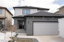 21 Dedrick BAY  Winnipeg, MB R3R 3Y8