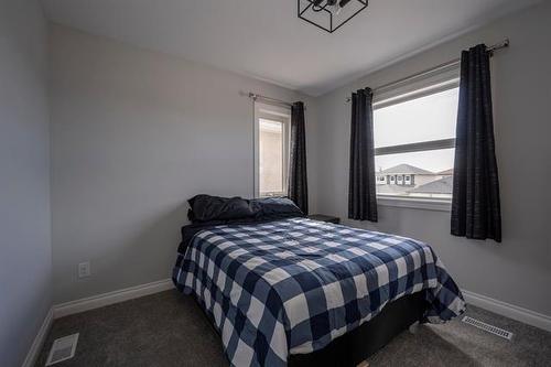 21 Dedrick Bay, Winnipeg, MB 