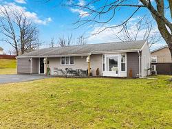 14 Magog Court  Dartmouth, NS B2W 0B7