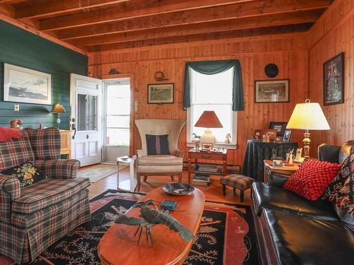 1428 Highway 304, Cape Forchu, NS 