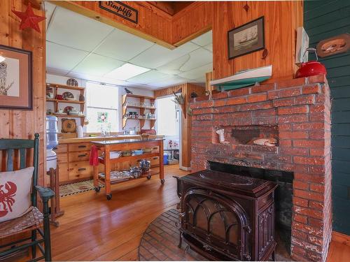 1428 Highway 304, Cape Forchu, NS 
