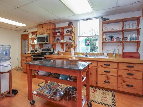 1428 Highway 304, Cape Forchu, NS 