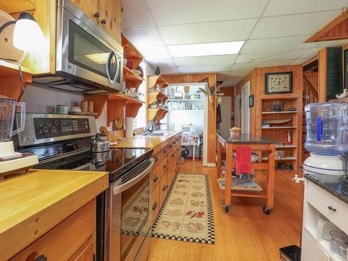 1428 Highway 304, Cape Forchu, NS 