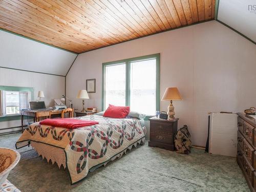 1428 Highway 304, Cape Forchu, NS 