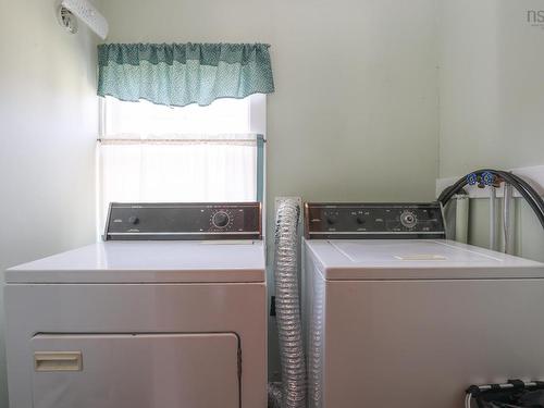 1428 Highway 304, Cape Forchu, NS 