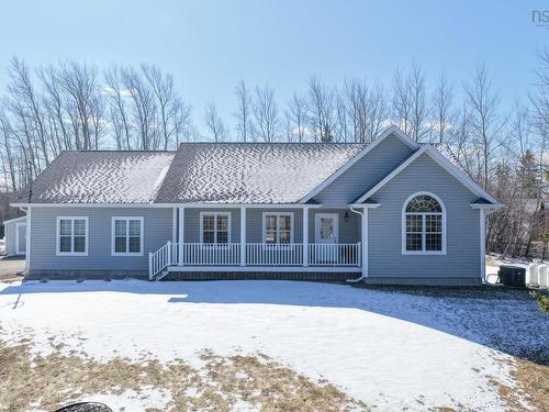 24 Hampton Drive, Sydney River, NS 