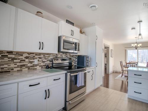 24 Hampton Drive, Sydney River, NS 