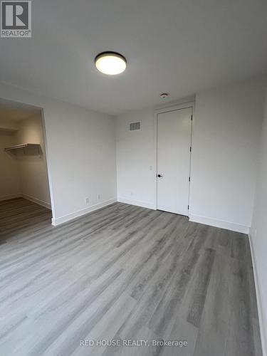 98 Everett Common, St. Catharines, ON - Indoor