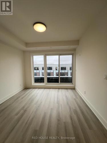 98 Everett Common, St. Catharines, ON - Indoor Photo Showing Living Room