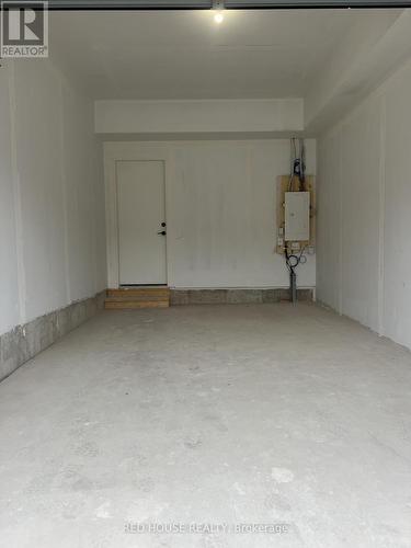 98 Everett Common, St. Catharines, ON - Indoor