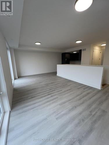 98 Everett Common, St. Catharines, ON - Indoor