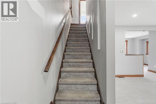 570 Cannon Street E, Hamilton, ON - Indoor Photo Showing Other Room