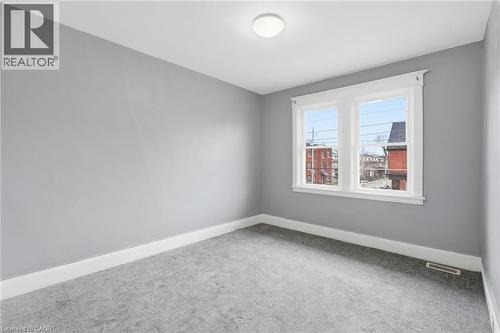 570 Cannon Street E, Hamilton, ON - Indoor Photo Showing Other Room