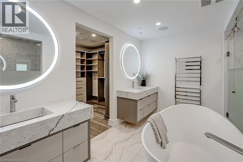 2060 Lakeshore Road Unit# 608, Burlington, ON - Indoor Photo Showing Bathroom