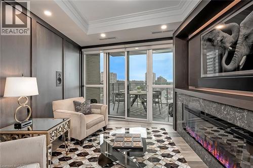 2060 Lakeshore Road Unit# 608, Burlington, ON - Indoor With Fireplace