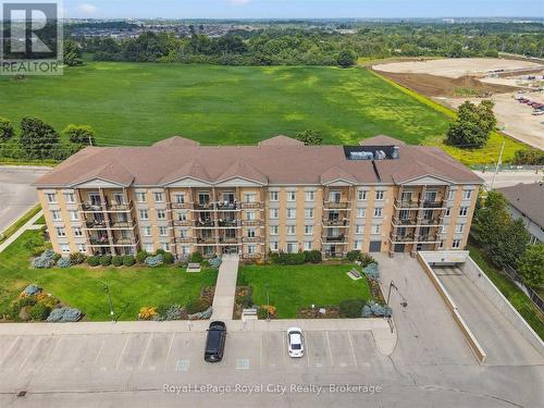 403 - 2 COLONIAL DRIVE  Guelph (Pineridge/Westminster Woods), ON N1L 0K8