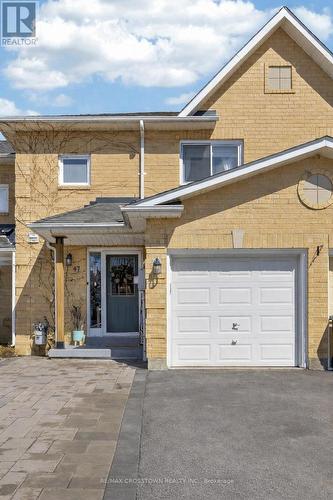 47 LYFYTT CRESCENT  Barrie, ON L4N 7X5