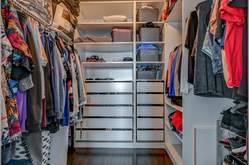Penderie (Walk-in) - 634 Rue Beauregard, Saint-Lin/Laurentides, QC - Indoor With Storage