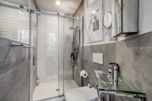 Salle de bains attenante à la CCP - 447 Av. Prince-Albert, Westmount, QC - Indoor Photo Showing Bathroom