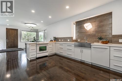 1150 Spadina Crescent E, Saskatoon, SK - Indoor Photo Showing Kitchen