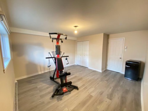 Chambre à coucher - 590 Av. De Cherbourg, Laval (Chomedey), QC - Indoor Photo Showing Gym Room