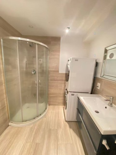 Salle de bains - 590 Av. De Cherbourg, Laval (Chomedey), QC - Indoor Photo Showing Bathroom