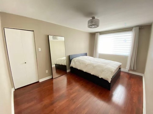 Chambre à coucher principale - 590 Av. De Cherbourg, Laval (Chomedey), QC - Indoor Photo Showing Bedroom