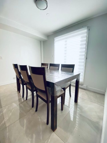 Salle à manger - 590 Av. De Cherbourg, Laval (Chomedey), QC - Indoor Photo Showing Dining Room