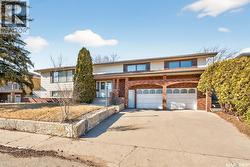 1208 Athabasca STREET W Moose Jaw, SK S6H 6C6