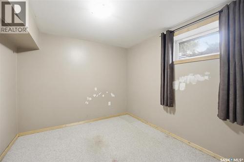 554 Fisher Crescent, Saskatoon, SK - Indoor Photo Showing Other Room