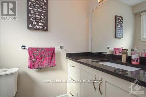 840 Forest Street, Ottawa, ON - Indoor Photo Showing Bathroom