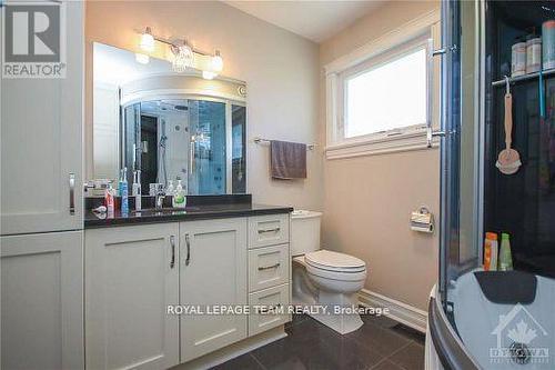 840 Forest Street, Ottawa, ON - Indoor Photo Showing Bathroom