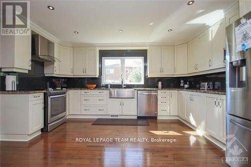 840 Forest Street, Ottawa, ON - Indoor Photo Showing Kitchen