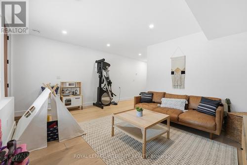 221 Wesley Avenue, Ottawa, ON - Indoor