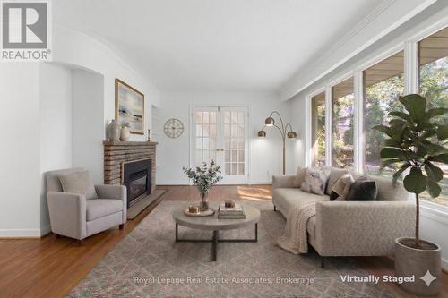 95 Oakes Drive, Mississauga, ON - Indoor Photo Showing Living Room With Fireplace