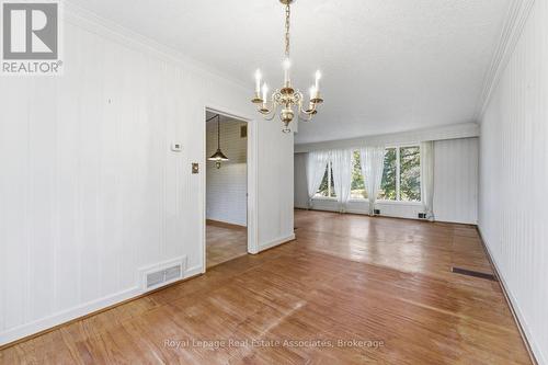 95 Oakes Drive, Mississauga, ON - Indoor Photo Showing Other Room