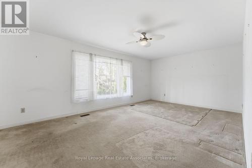 95 Oakes Drive, Mississauga, ON - Indoor Photo Showing Other Room