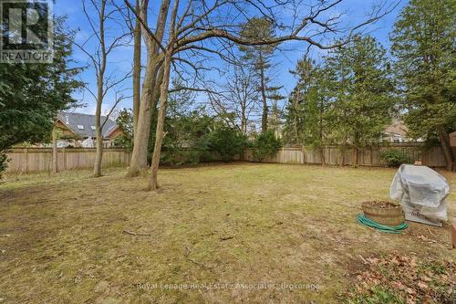 95 Oakes Drive, Mississauga, ON - Outdoor With Backyard