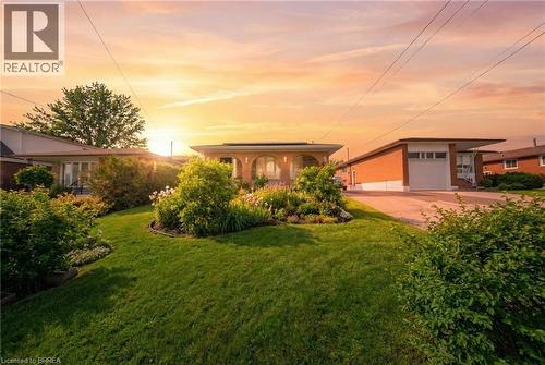 330 East 18Th Street, Hamilton, ON - Outdoor With Deck Patio Veranda