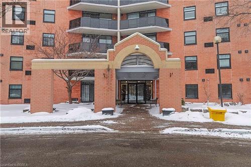 9 BONHEUR Court Unit# 506  Brantford, ON N3P 1Z5
