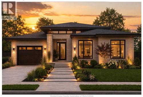 8 SUNNINGDALE DRIVE  Leamington, ON N8H 0C5