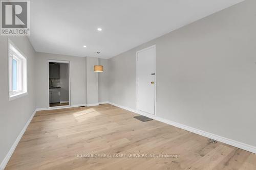 113 Fairmont Avenue, Ottawa, ON - Indoor Photo Showing Other Room