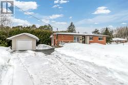 49 Strathmere Court Sudbury, ON P3E 2J8