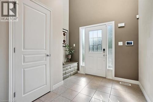 95 Hemlock Way, Grimsby, ON - Indoor Photo Showing Other Room