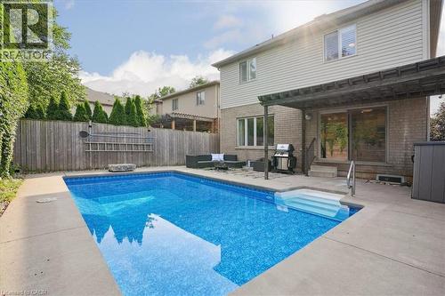 95 Hemlock Way, Grimsby, ON - Outdoor With In Ground Pool With Deck Patio Veranda